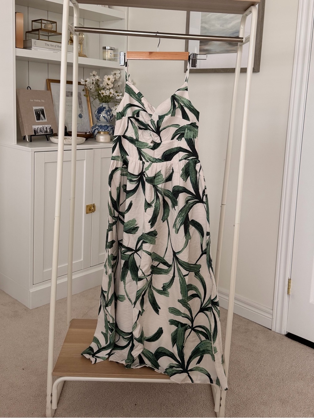 Reitmans Cream Maxi Dress with Green Leaf Print